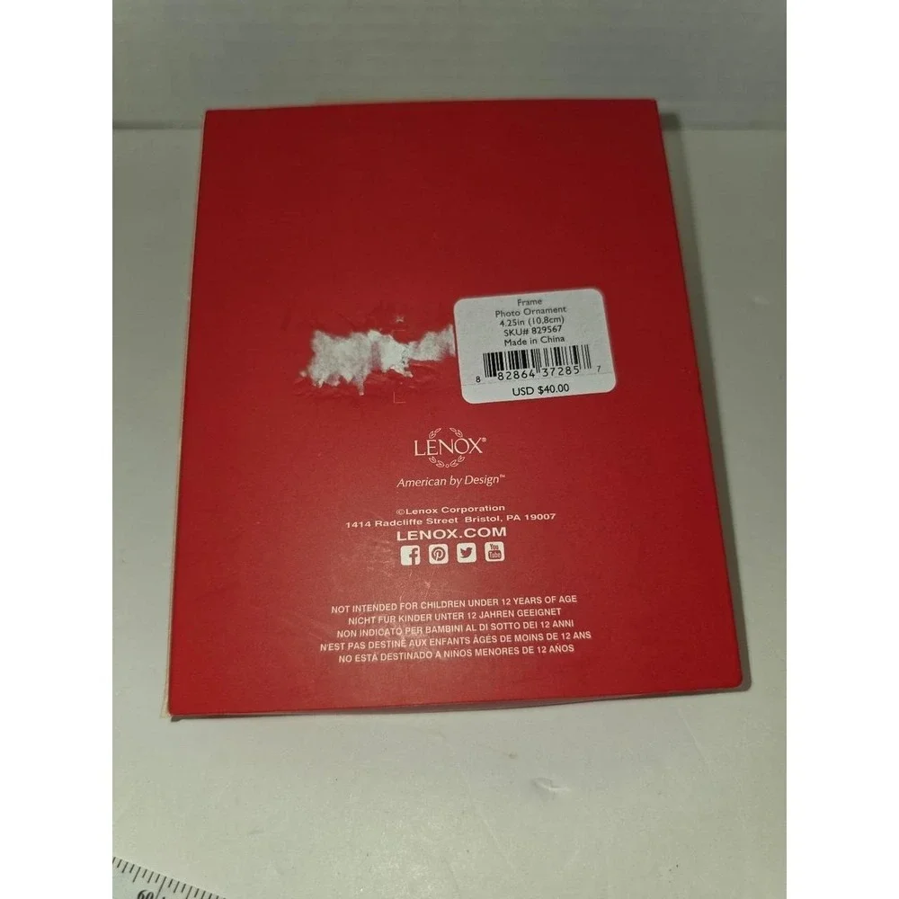 Lenox‎ American by Design porcelain ornament is classic Christmas